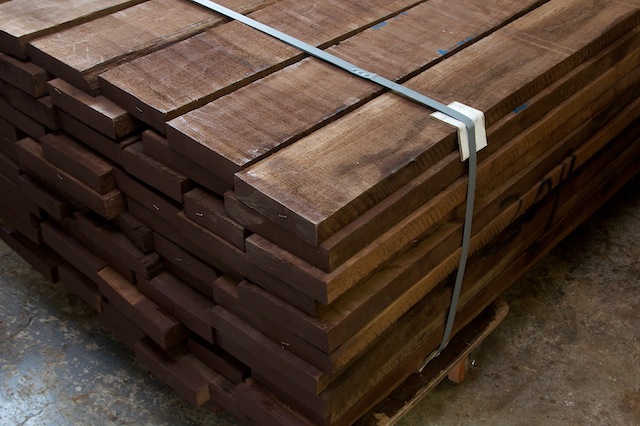 人気のブラックウォールナット材やチェリー材は北米からの輸入木材です。【No.1441】 | 無垢材家具で温かいやすらぎのある生活を 家具屋で